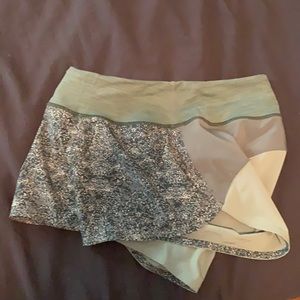 Outdoor Voices short size M